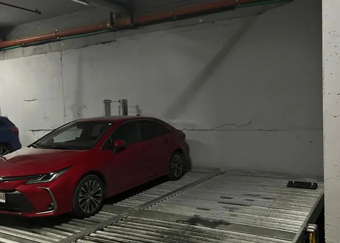 Forest Nook Free Garage